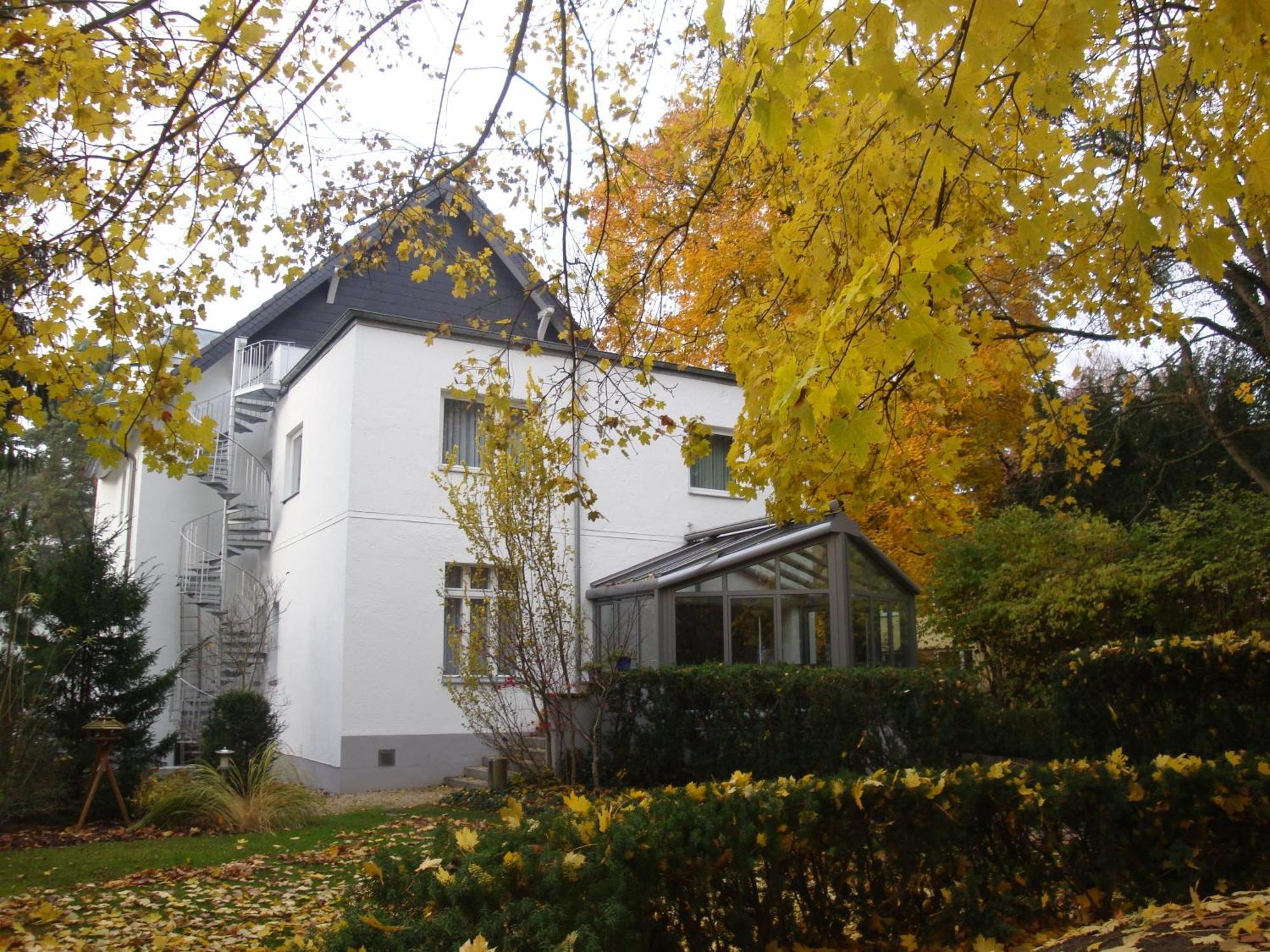 Hotel Landhaus Schlachtensee Berlin Bagian luar foto